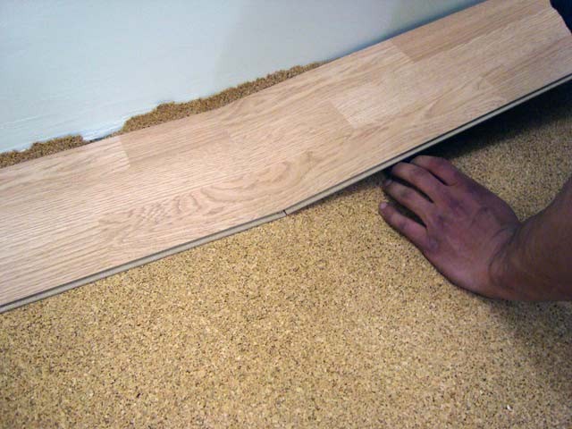 Как провести укладку ламината своими руками