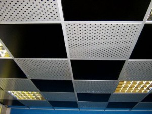 Шахматный порядок кассетного потолка