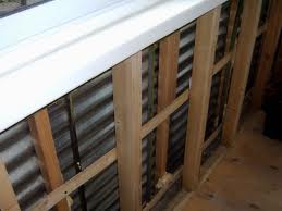 Деревянный каркас под внутреннюю отделку балкона
