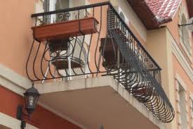 Балкон из кованного металла