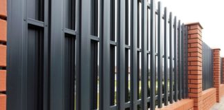Металлический штакетник как материал для забора Металлический штакетник как материал для забора