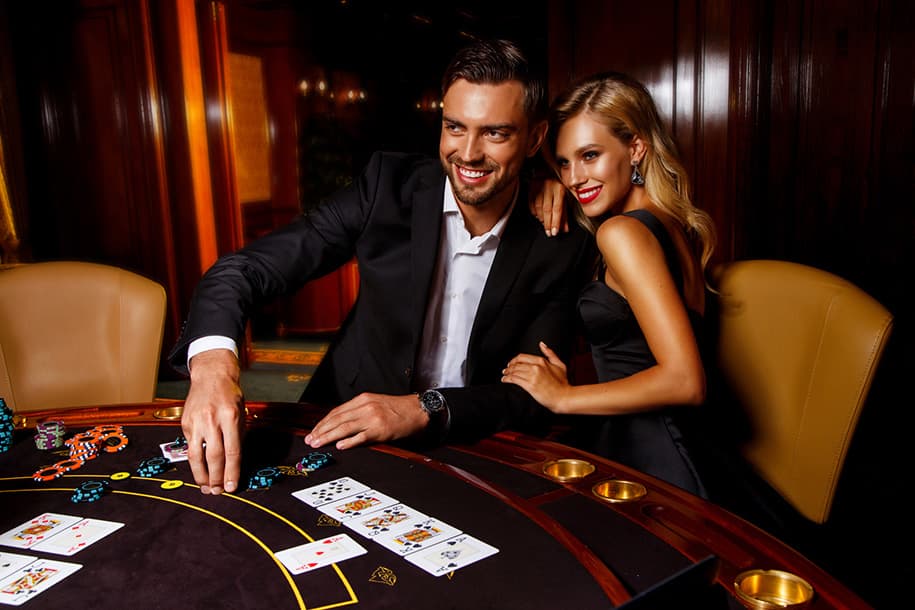 Онлайн казино: слоты, игровые автоматы, рулетка, покер, азартные игры, как играть и выигрывать, стоит ли рисковать играть на все деньги?