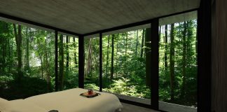 Почему пользователи предпочитают обои York в Москве