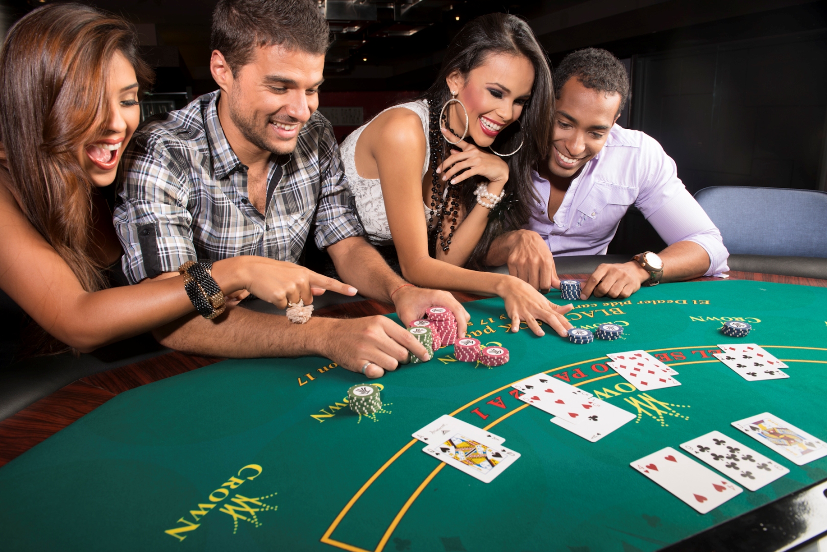 Игры в казино, советы, плюсы и риски в Jet Casino