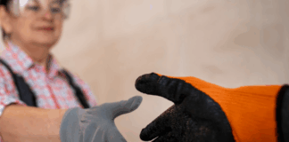 Средства защиты рук на работе – виды и особенности