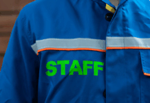 Спецодежда с логотипом компании: плюсы корпоративного стиля