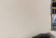 Двухклавишный выключатель: принцип работы, схемы подключения и особенности выбора