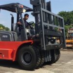 Погрузчик вилочный 5 тонн: характеристики, виды и применение