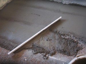 Заливаем бетонном пол